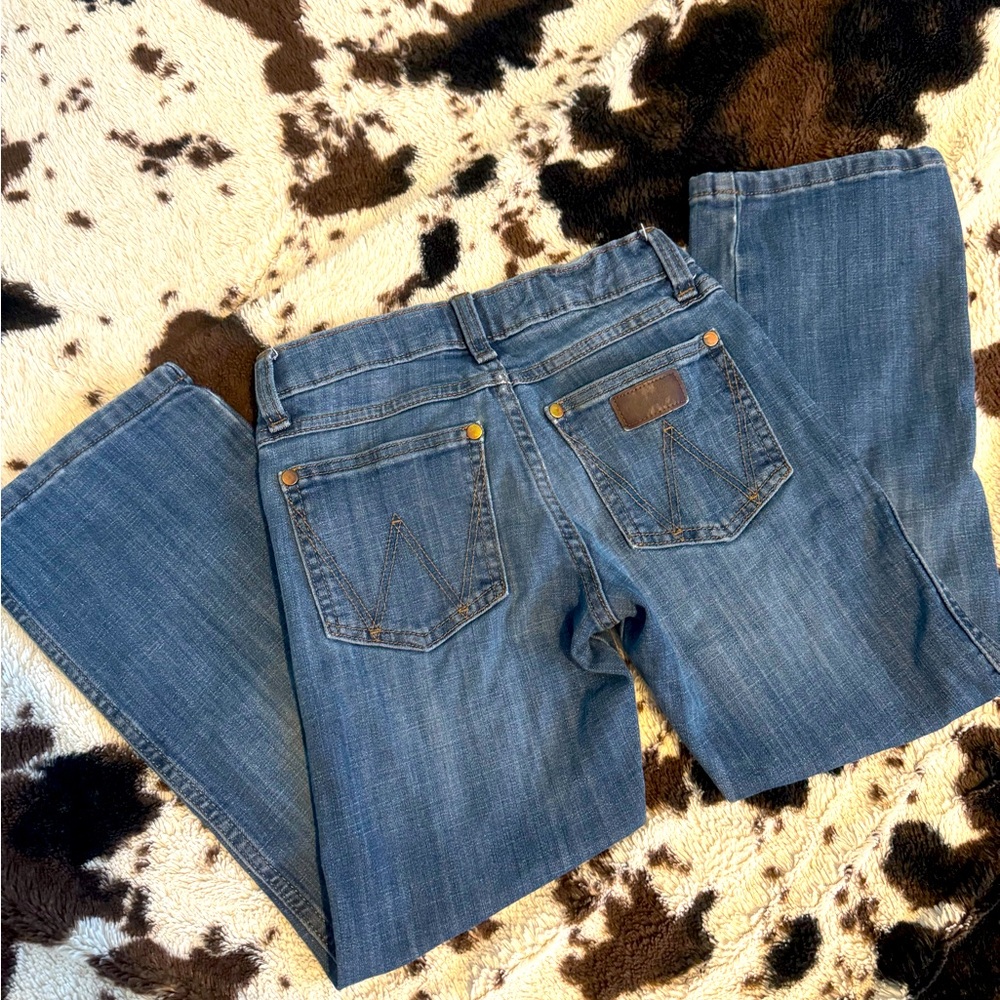 Boys Wranglers size 8